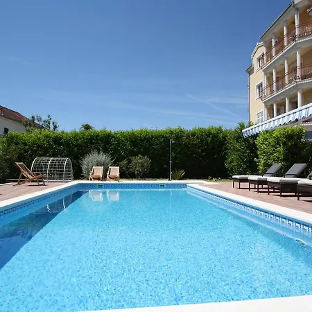 Apartment Mare-5 By Interhome